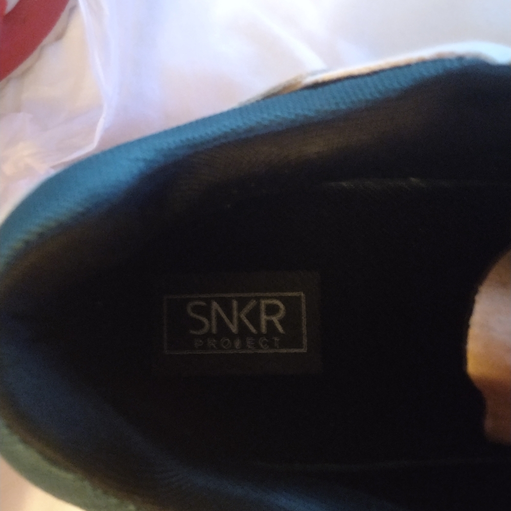 Fresh kicks - Picture 3 of 4